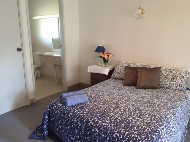 Tarcutta Retreat Villa ภายนอก รูปภาพ